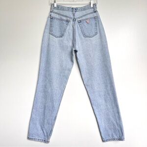 ヾ(´･ ･｀｡)ノ?

Vintage Guess Jeans